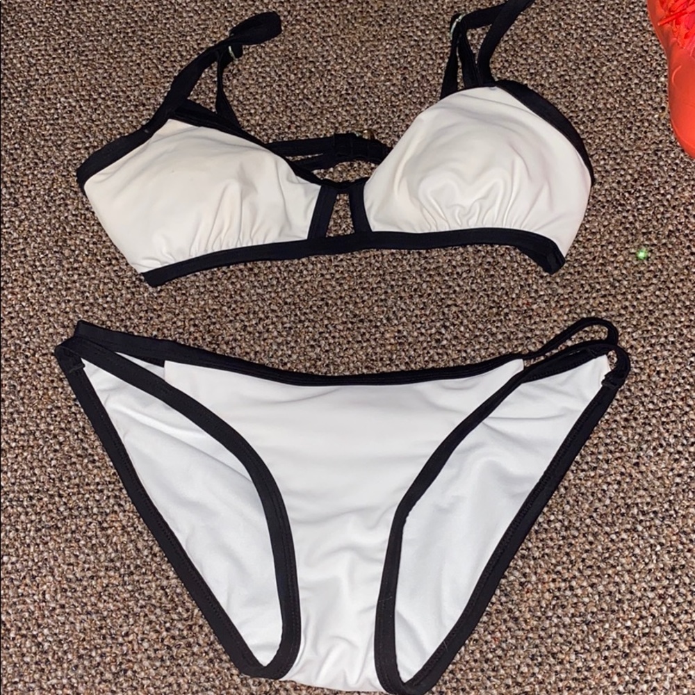 Bathing suit